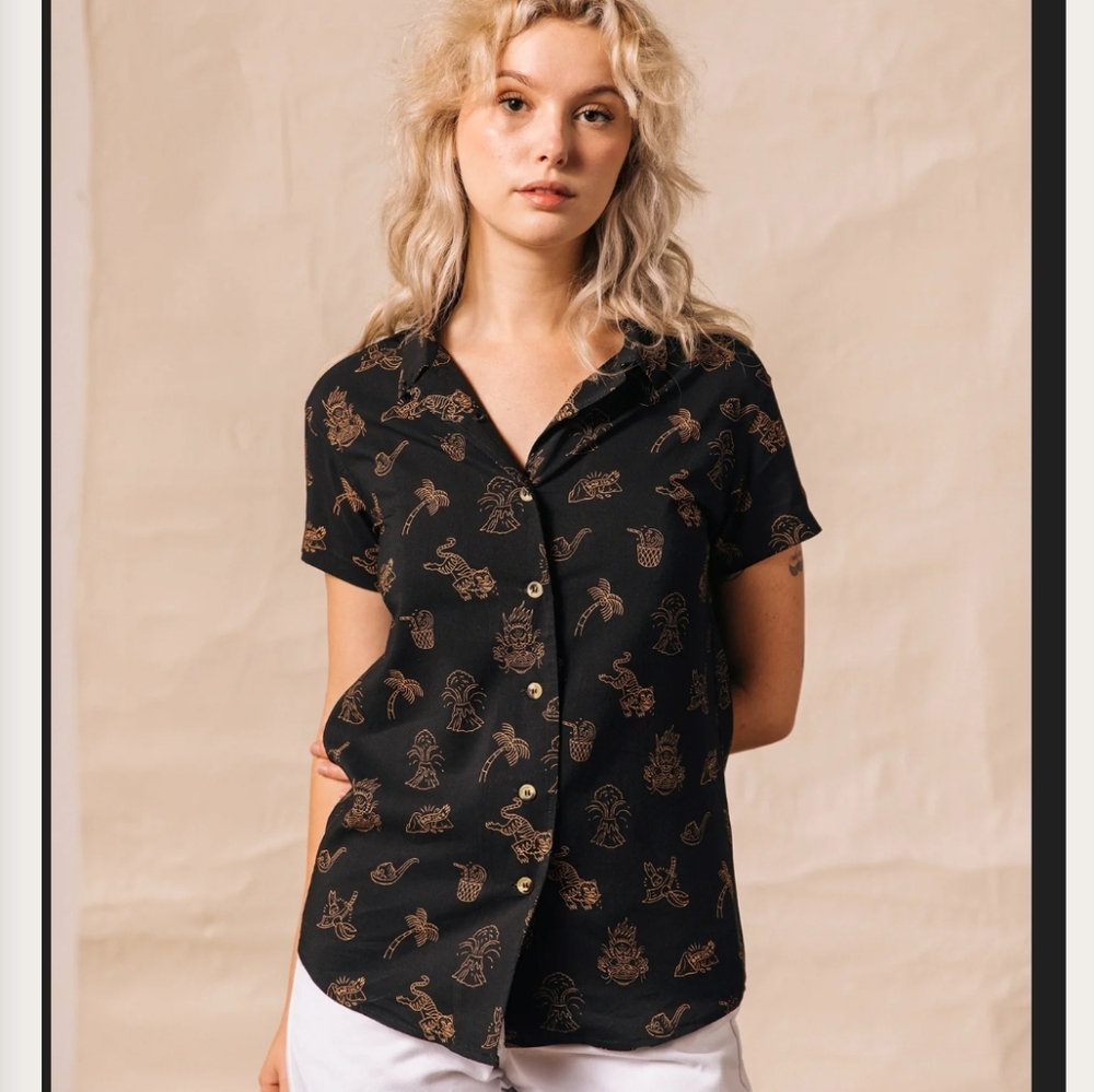 Pyknic Spicy Noods Button Up
